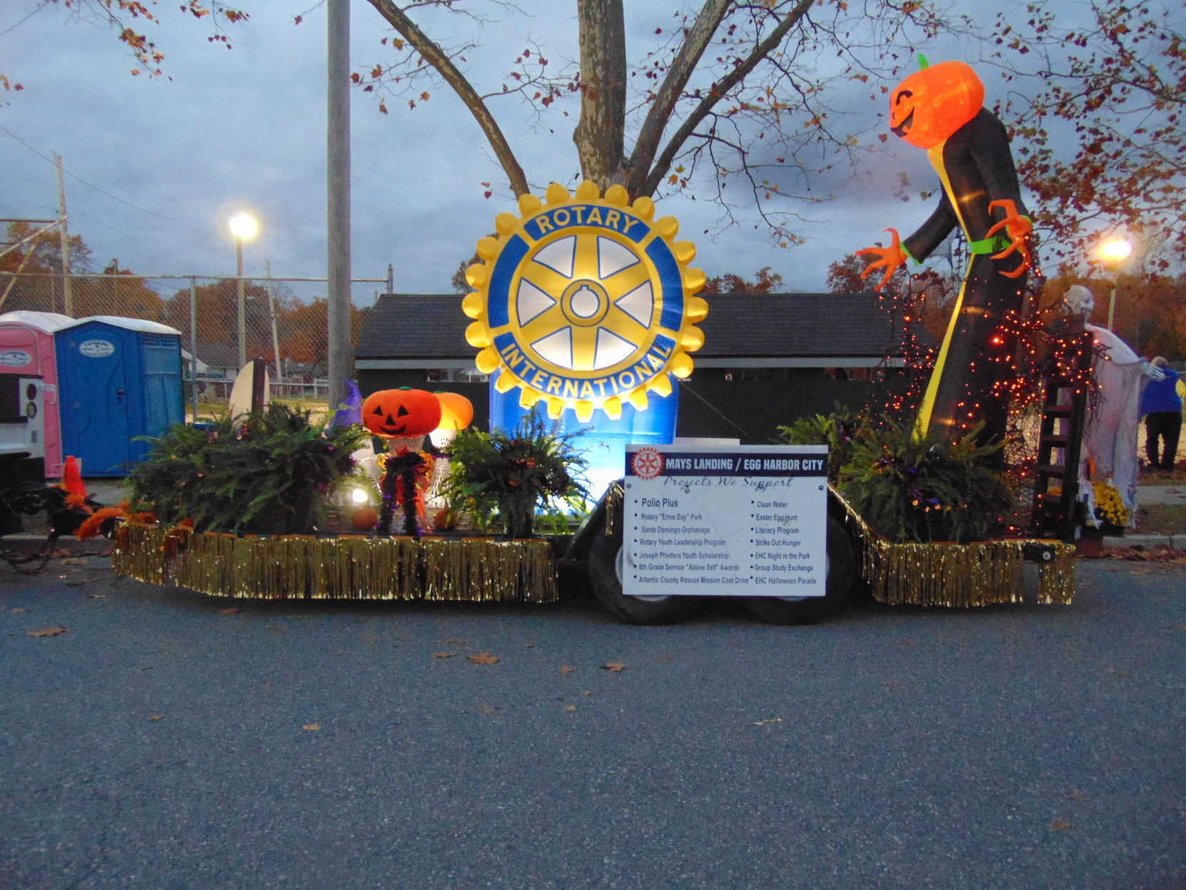 GAL EHC annual parade 84a 1030-9.JPG